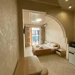біля моря,балкон , 3й поверх 오데사