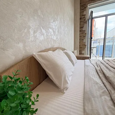 біля моря,балкон , 3й поверх Apartamento Odessa